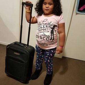 Meet your Posher, Maiava vasa